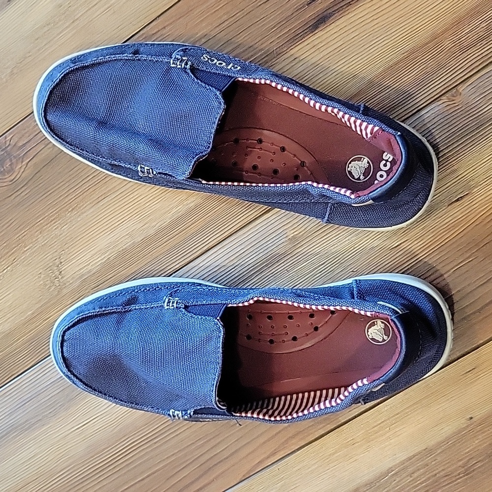 CROCS Navy Canvas Slip-On Shoes with Red/Burgundy Insole - Picture 5 of 9